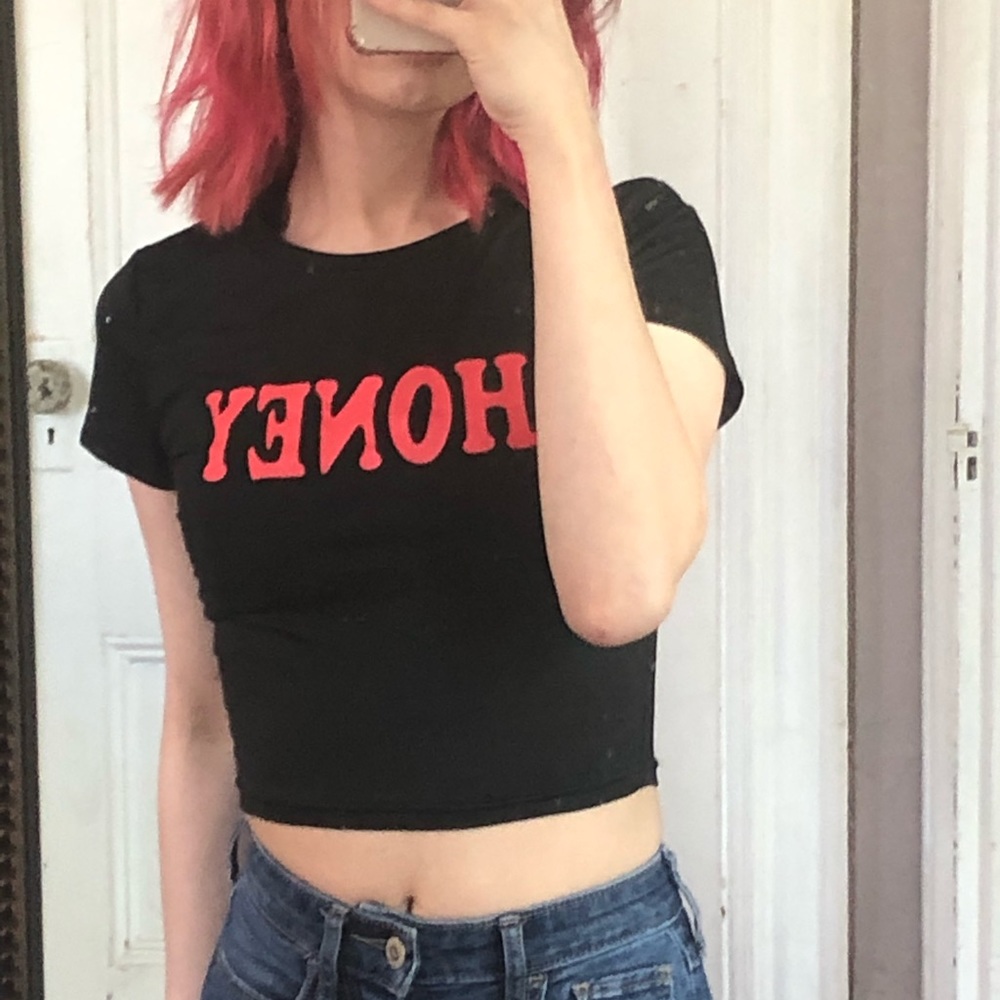 honey crop top